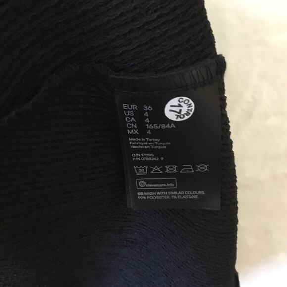 H&M Divided Black Wrap Dress - Picture 5 of 8